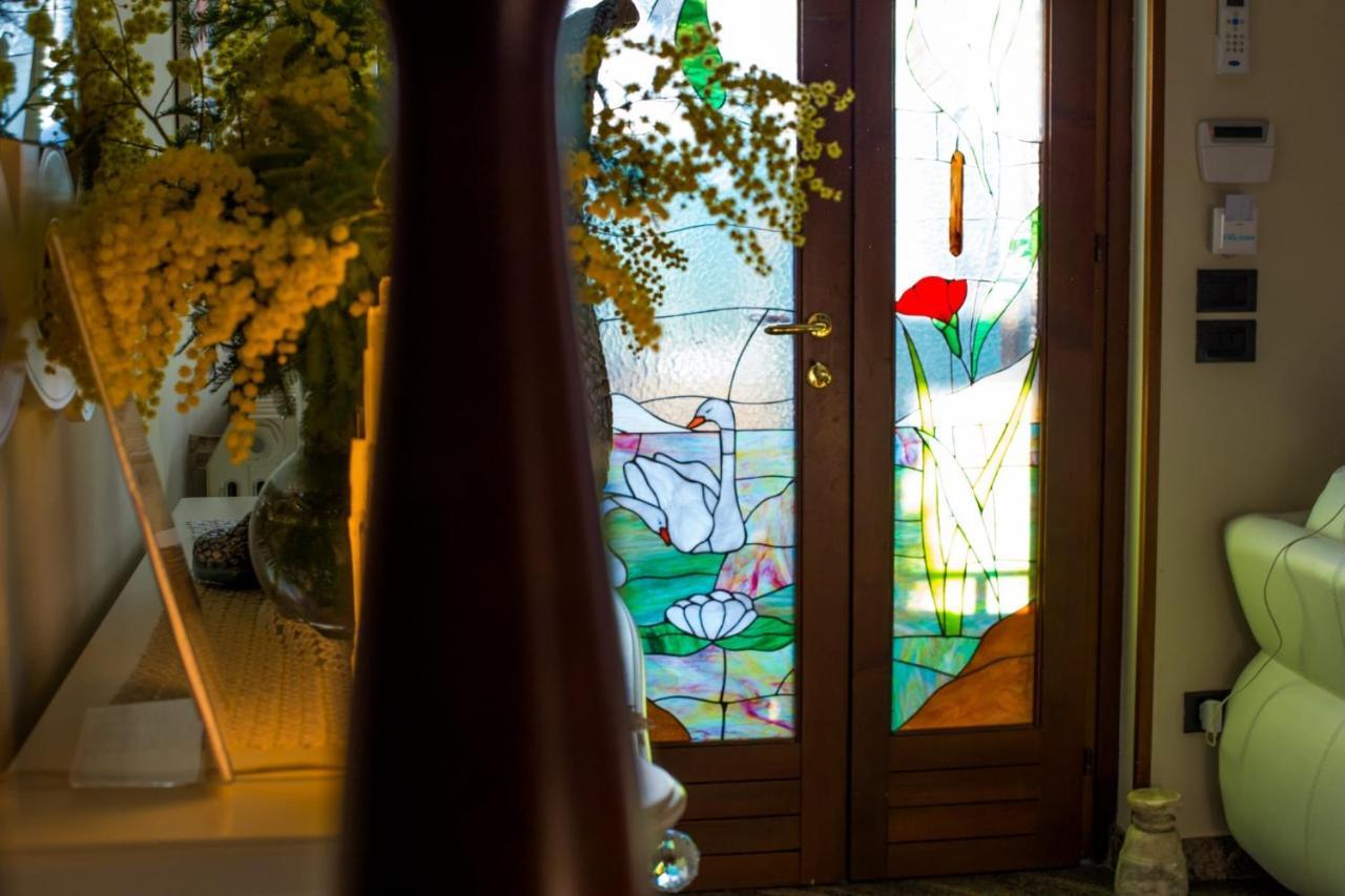דסנזאנו דל גארדה Villa Ivana מראה חיצוני תמונה
