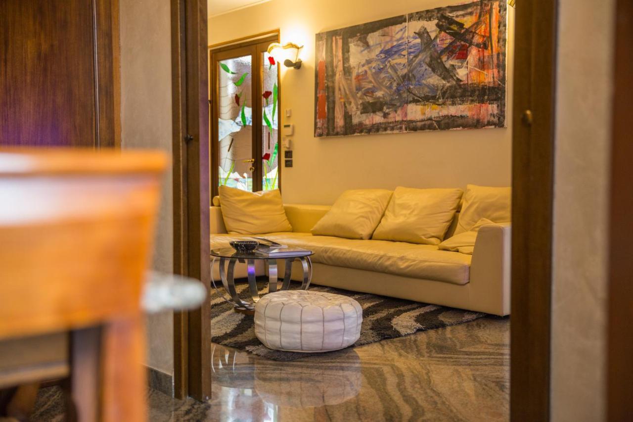 דסנזאנו דל גארדה Villa Ivana מראה חיצוני תמונה
