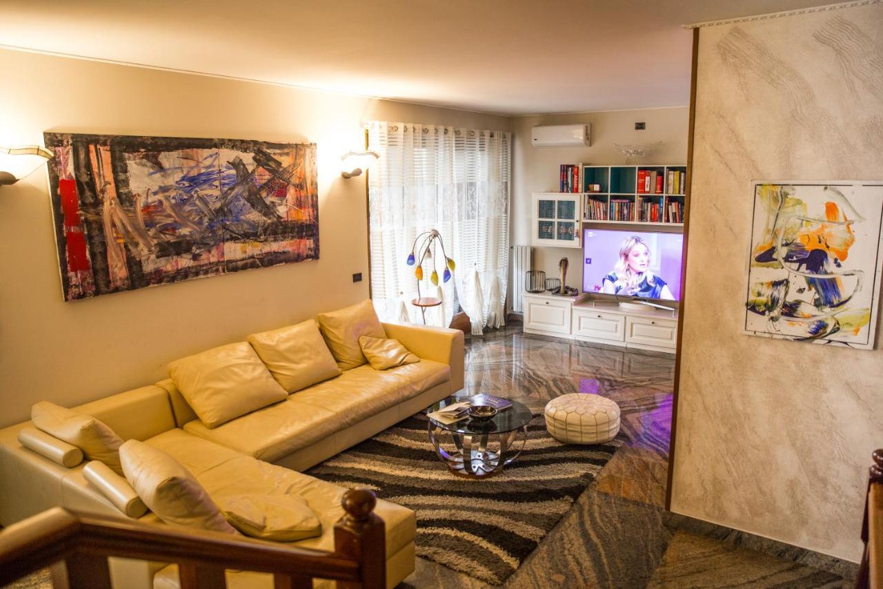 דסנזאנו דל גארדה Villa Ivana מראה חיצוני תמונה