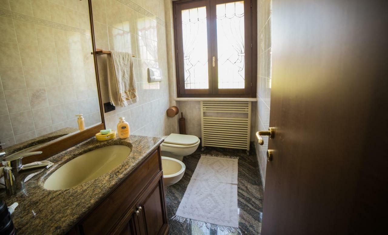 דסנזאנו דל גארדה Villa Ivana מראה חיצוני תמונה